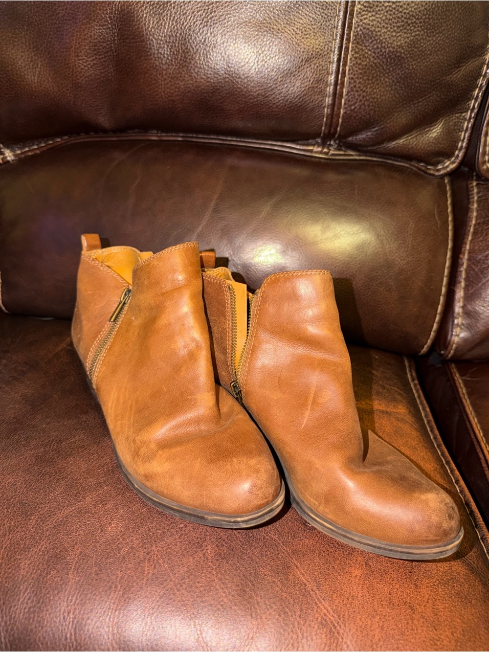 Lucky Brand Women's Tan Leather Ankle Booties with Side Zip